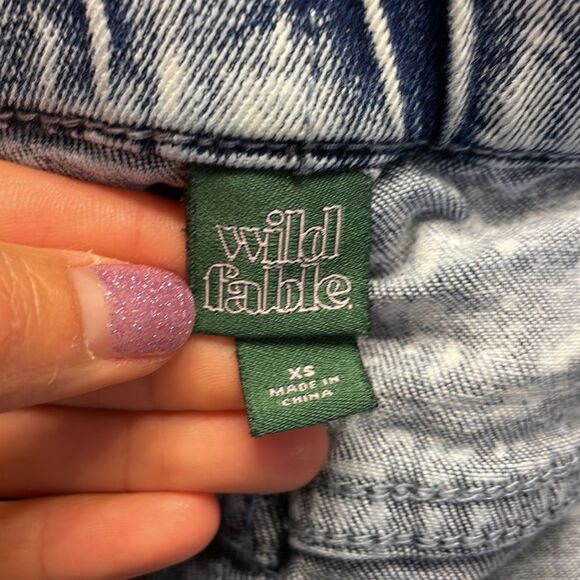 𝅺wild Fable woman’s acid wash jean shorts - Picture 9 of 12